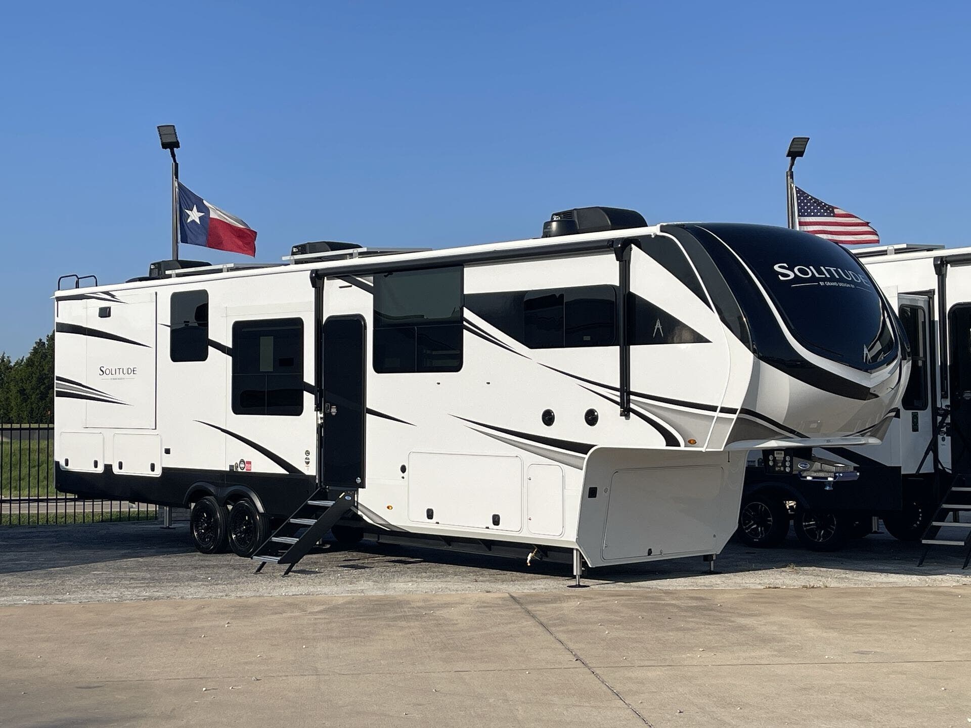 New 2026 Grand Design Solitude 390RK available in Corinth, Texas