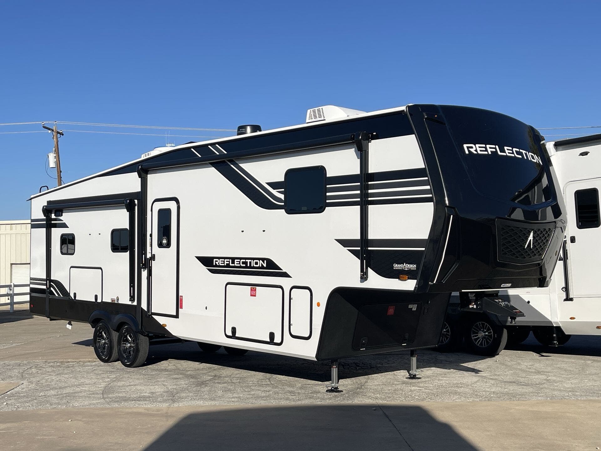 New 2026 Grand Design Reflection 320MKS available in Corinth, Texas