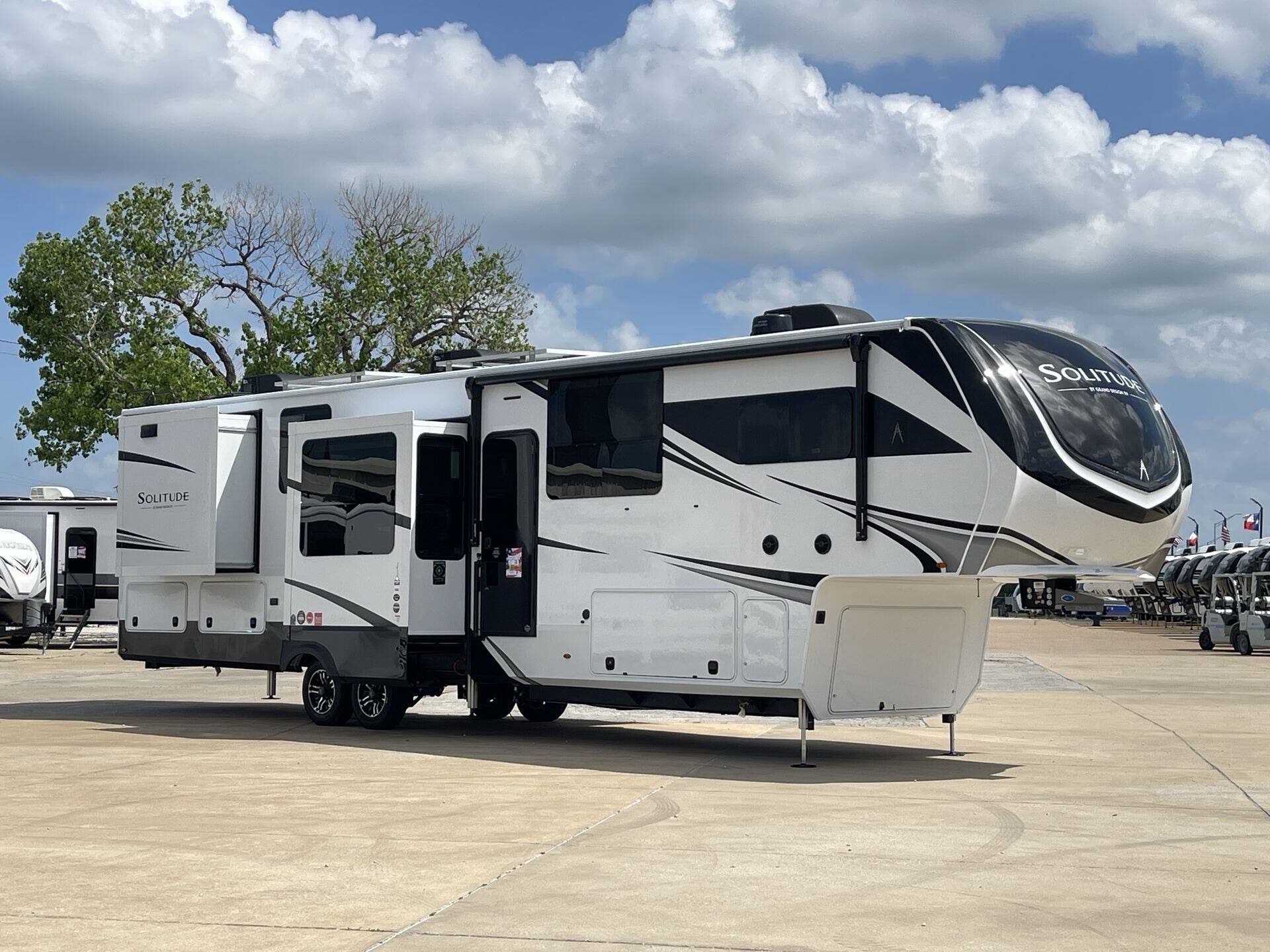 New 2026 Grand Design Solitude 390RK available in Corinth, Texas
