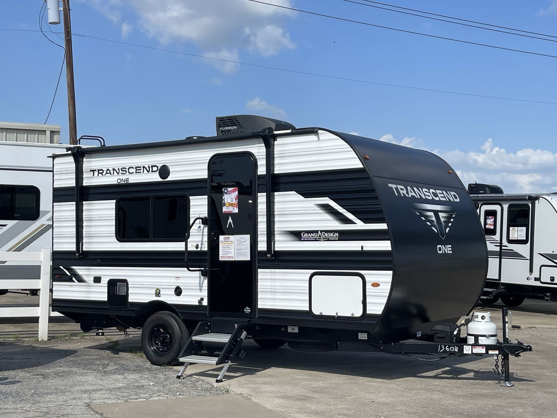 Used 2025 Grand Design Transcend One 151RB available in Corinth, Texas