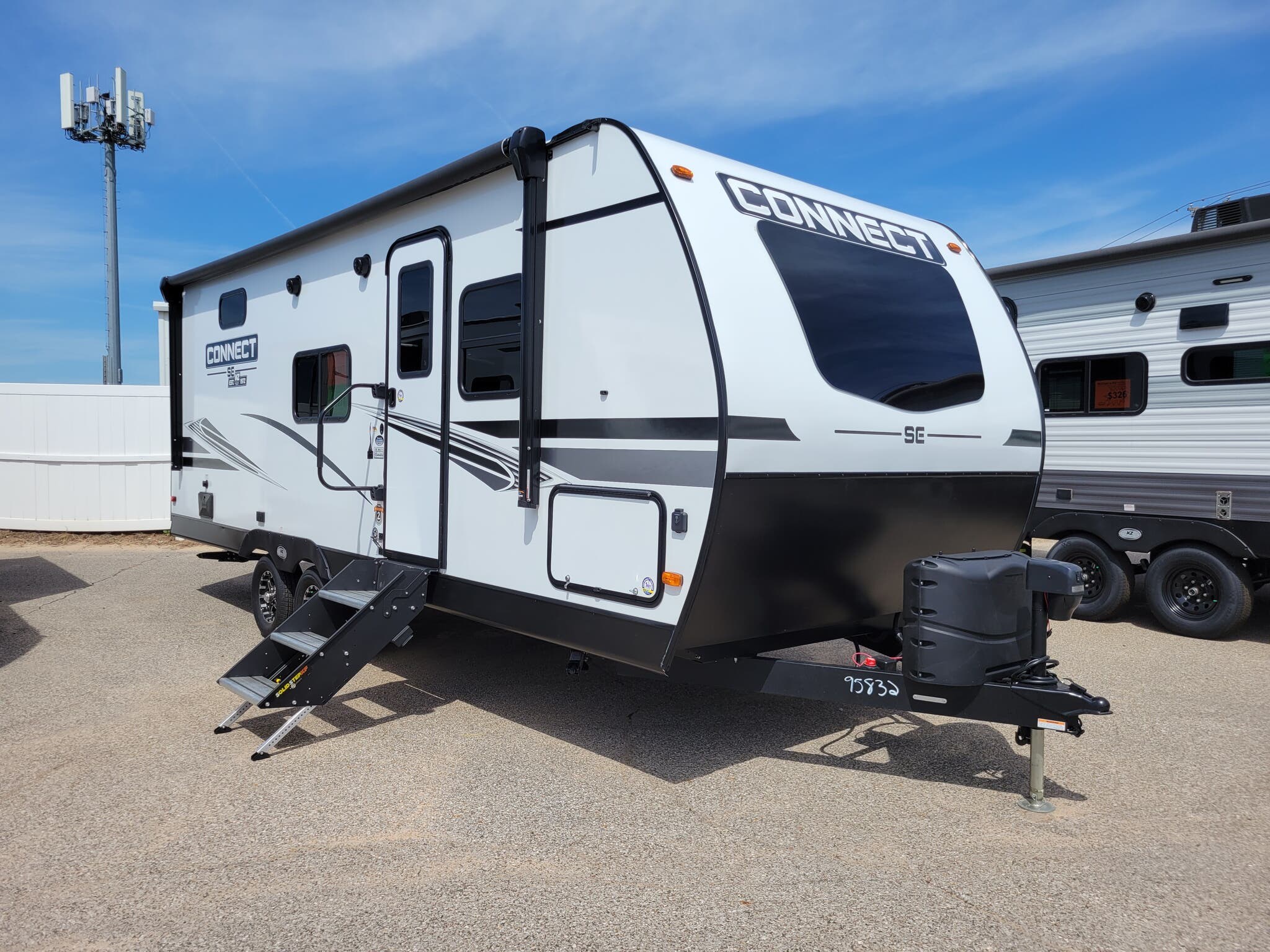 2021 K-Z Connect SE 211MK