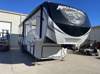 Used 2017 Keystone Avalanche 300RE available in Oklahoma City, Oklahoma