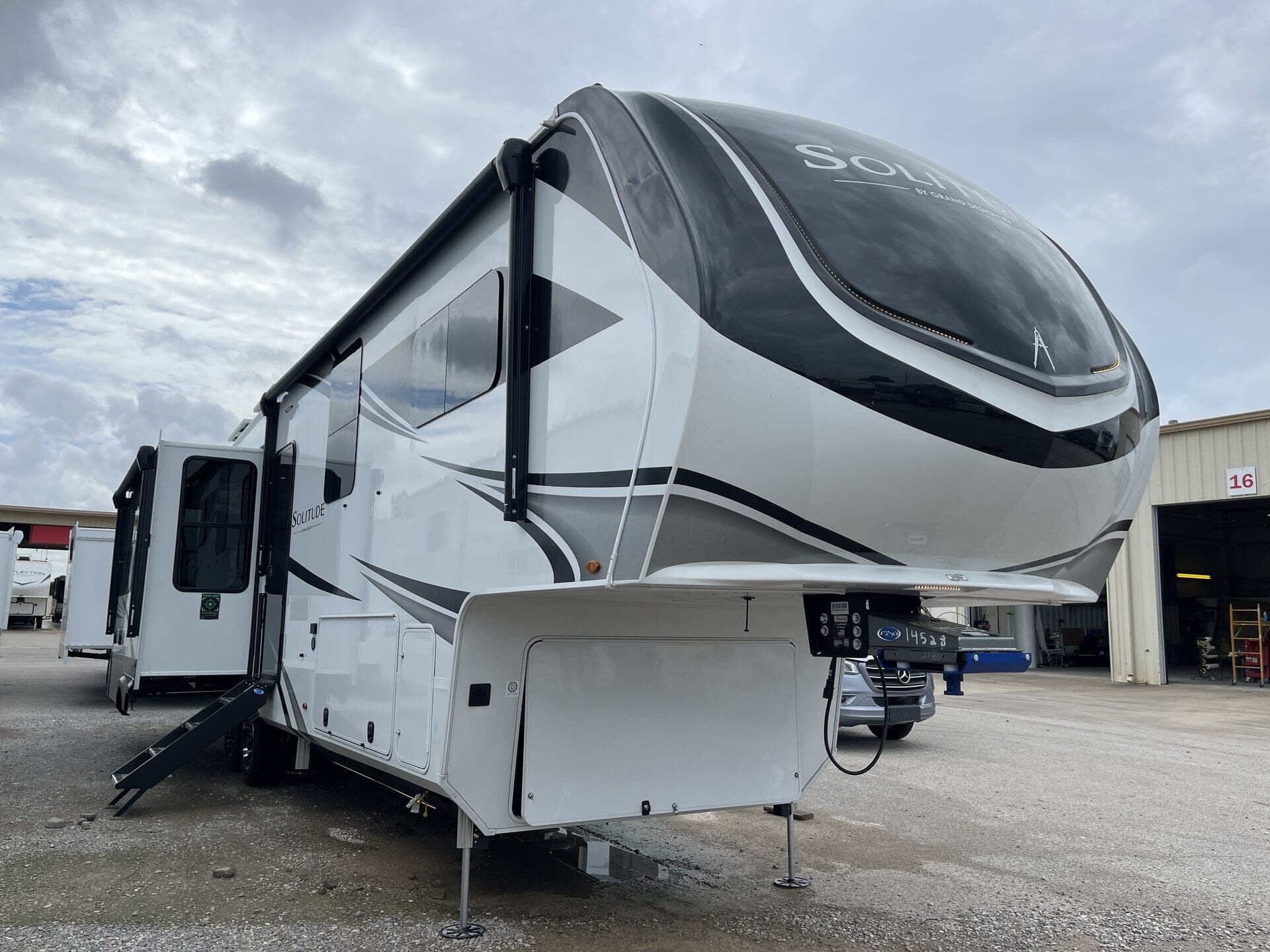 New 2025 Grand Design Solitude 370DV available in Oklahoma City, Oklahoma