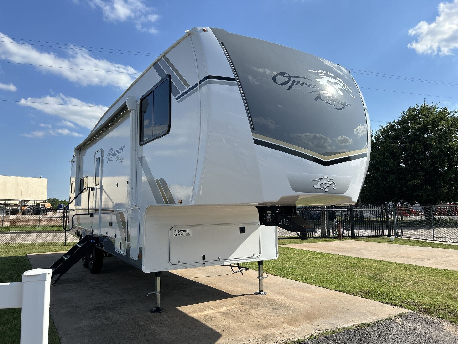 New 2026 Highland Ridge Open Range Roamer 27RKSS available in Oklahoma City, Oklahoma