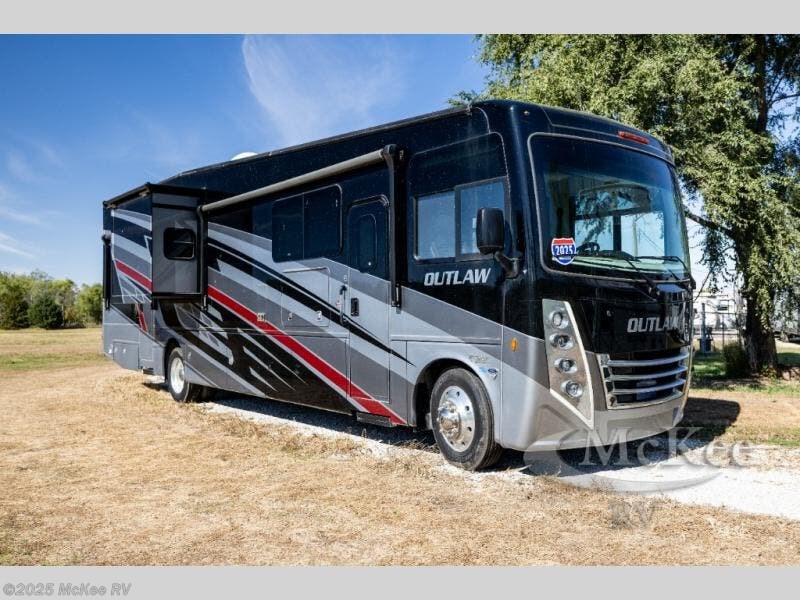 New 2025 Thor Motor Coach Outlaw 38MB available in Perry, Iowa