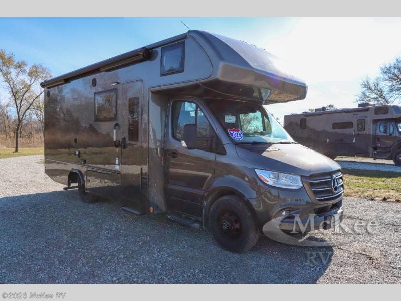 New 2025 Dynamax Corp  isata 3 24FWSFXM available in Perry, Iowa