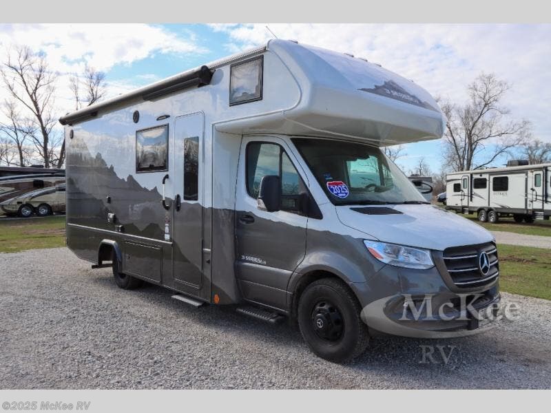 New 2025 Dynamax Corp  isata 3 24FWSFXM available in Perry, Iowa