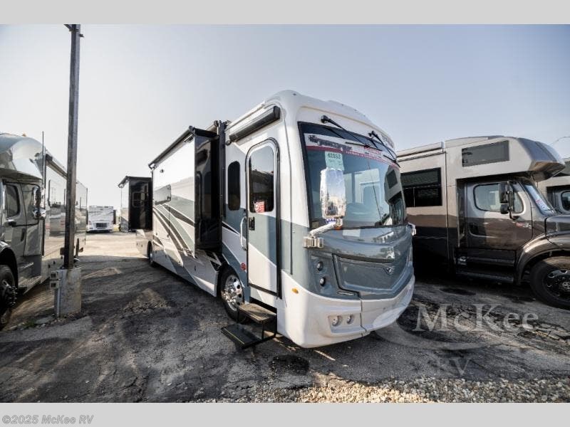 New 2026 Fleetwood Discovery 38N available in Perry, Iowa