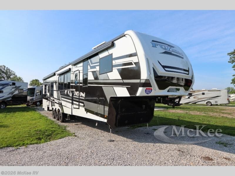 New 2025 Keystone Fuzion 419 available in Perry, Iowa