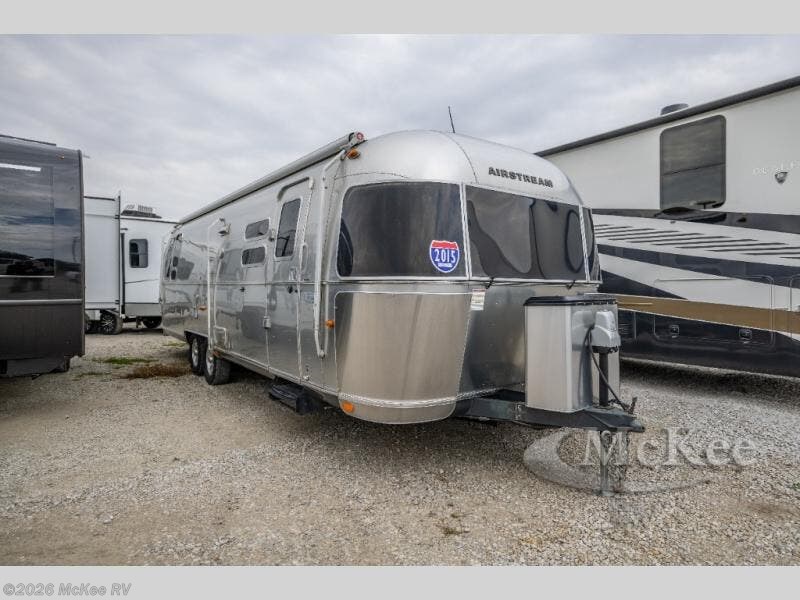 Used 2015 Airstream Flying Cloud 30 available in Perry, Iowa