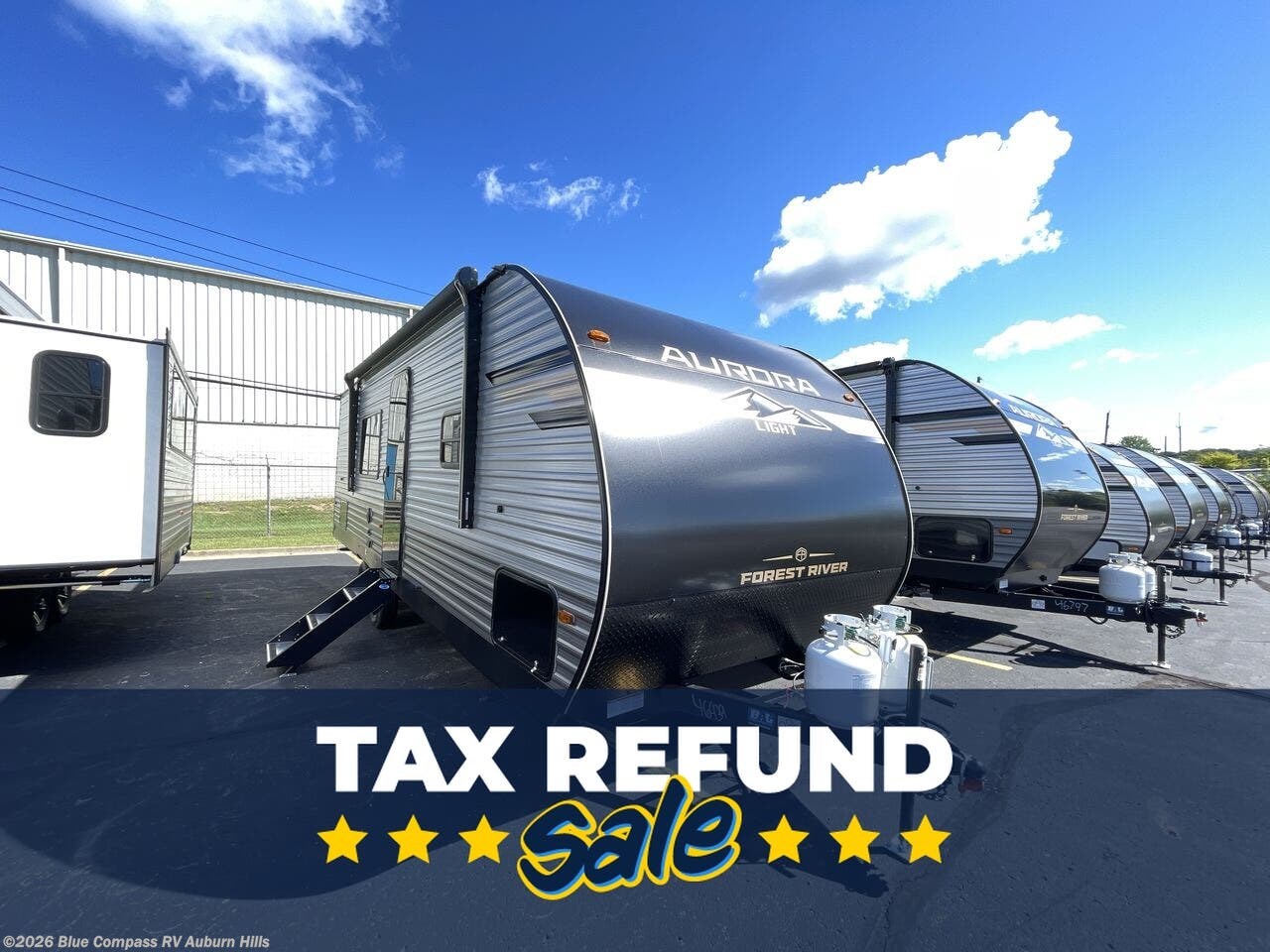 New 2026 Forest River Aurora Light 26BH available in Auburn Hills, Michigan