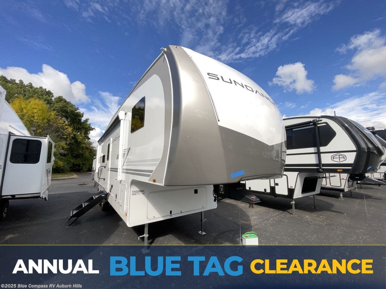 New 2026 Heartland Sundance XLT 28DB available in Auburn Hills, Michigan