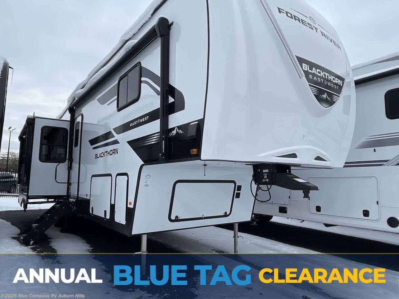 New 2026 East to West Blackthorn 2990MK available in Auburn Hills, Michigan