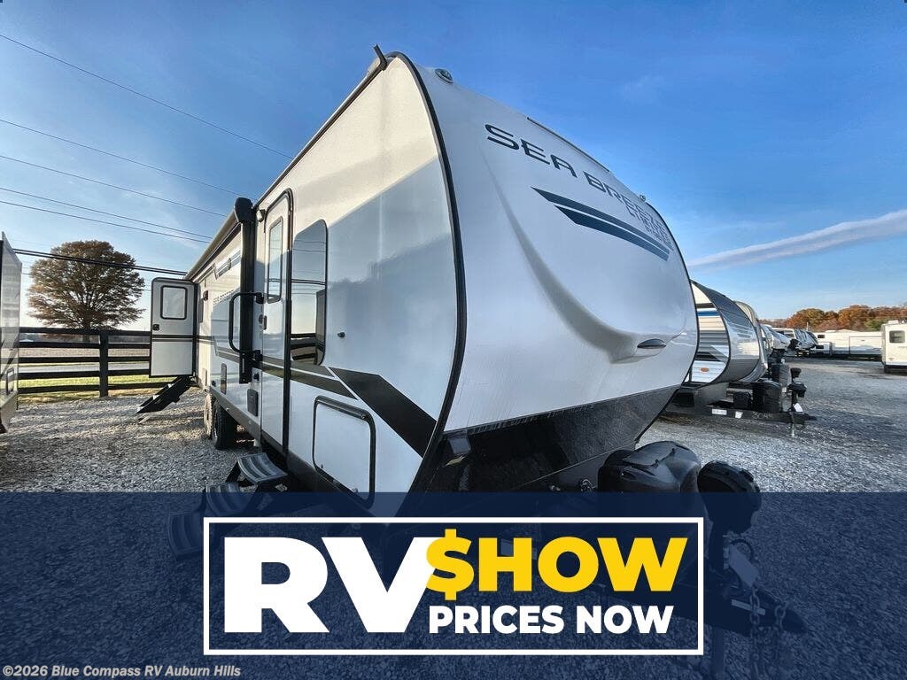 Used 2024 Genesis Supreme Seabreeze Sea Breeze Limited 27RLS available in Auburn Hills, Michigan