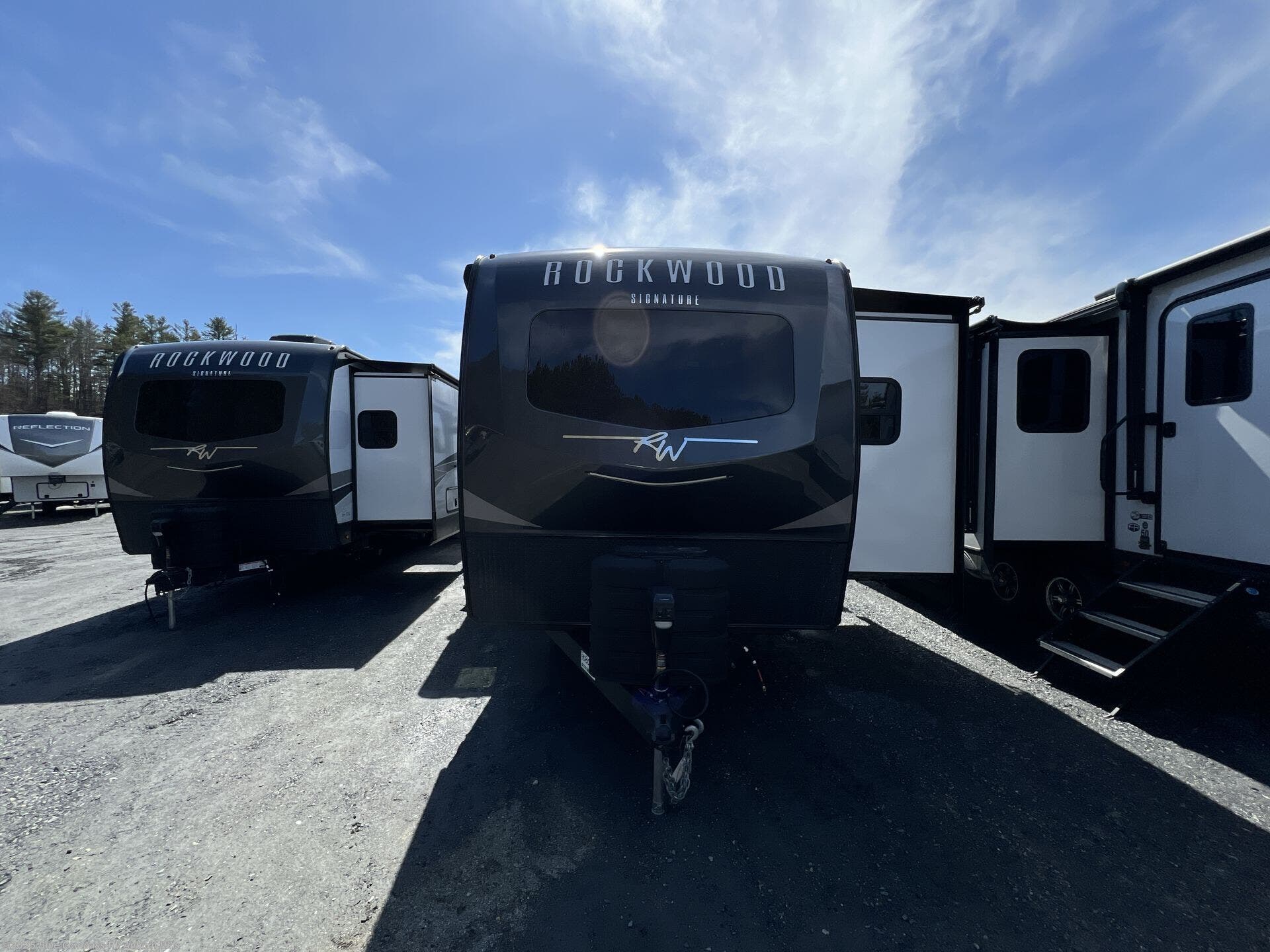 New 2025 Forest River Rockwood Signature 8336BH available in Auburn Hills, Michigan