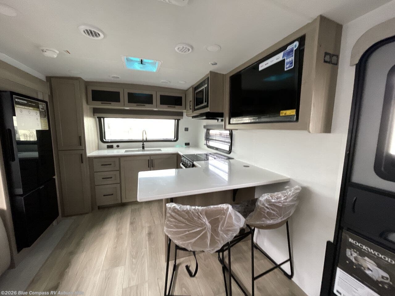 New 2026 Forest River Rockwood Mini Lite 2523MBR available in Auburn Hills, Michigan