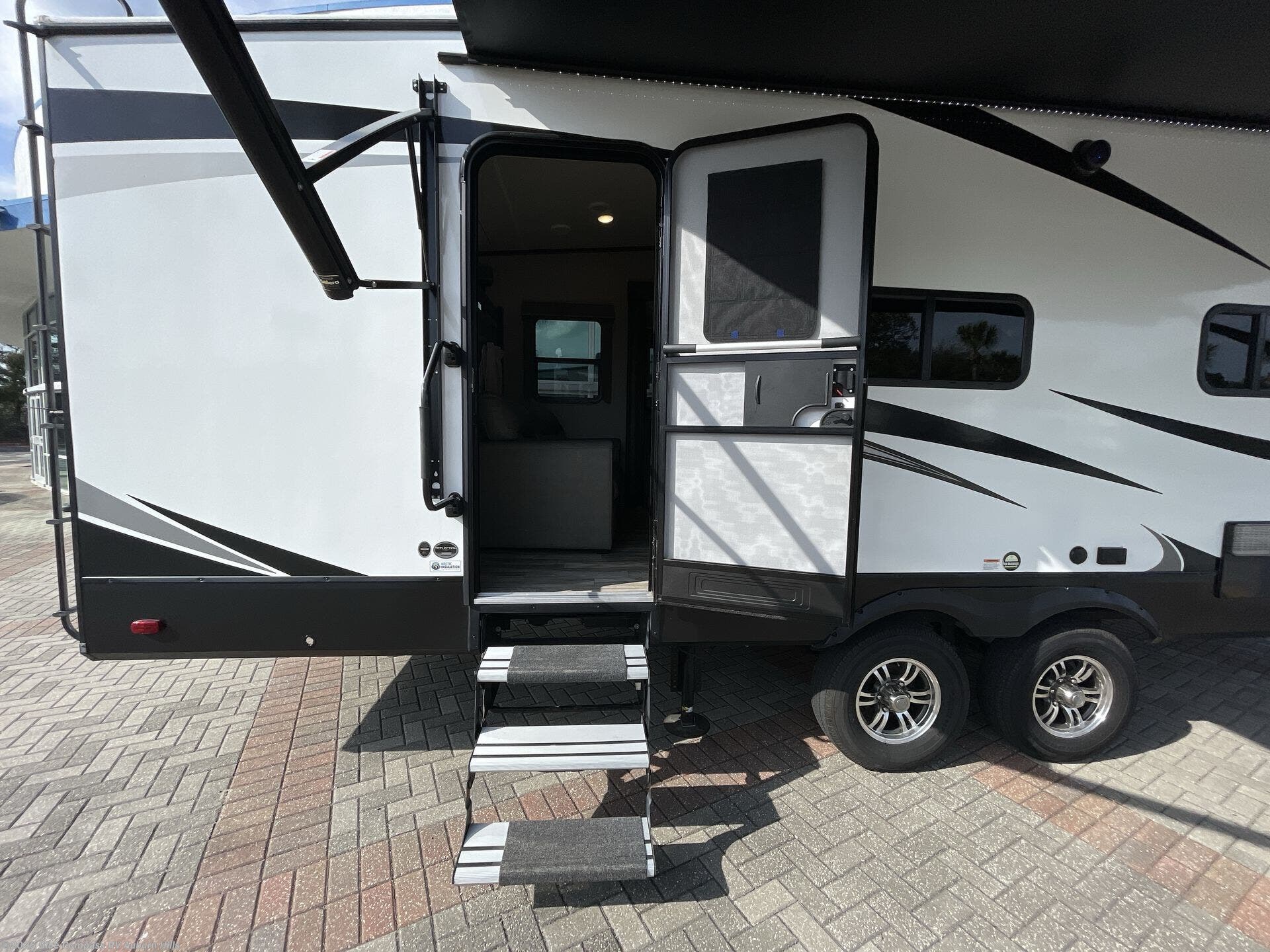 Used 2020 Grand Design Reflection 150 Series 268BH available in Auburn Hills, Michigan