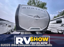 Used 2018 Keystone Montana 3160RL available in Auburn Hills, Michigan