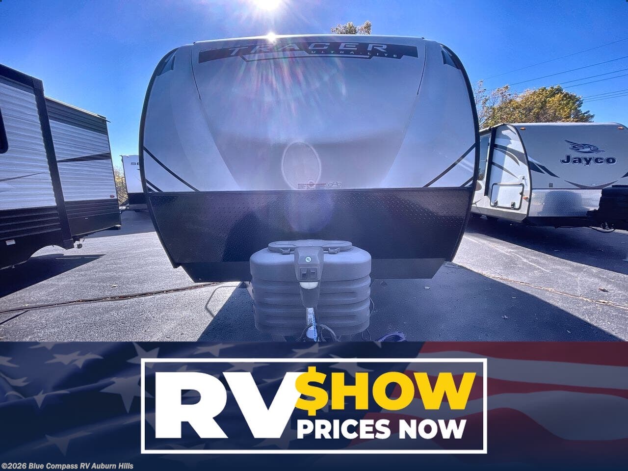 Used 2022  Prime Time Tracer 24DBS by Prime Time from Blue Compass RV Auburn Hills in Auburn Hills, MI