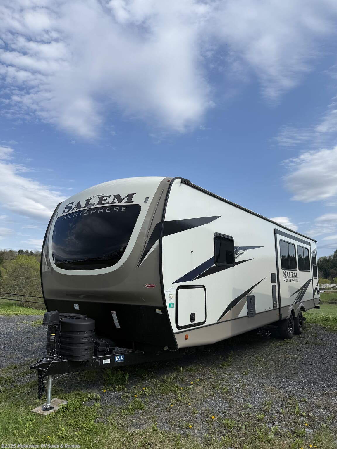 Used 2024 Forest River Salem Hemisphere 273RL available in East Montpelier, Vermont