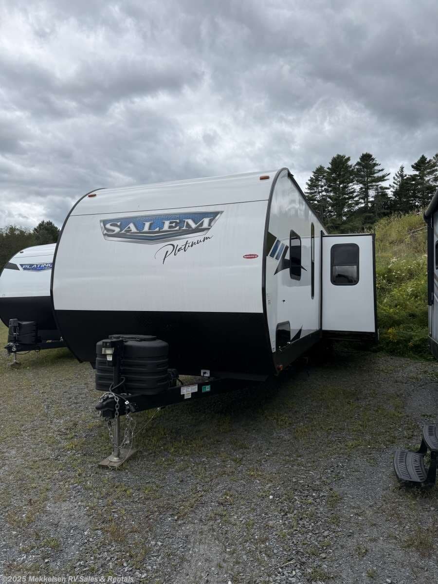 Used 2023 Forest River Salem 29BDB available in East Montpelier, Vermont
