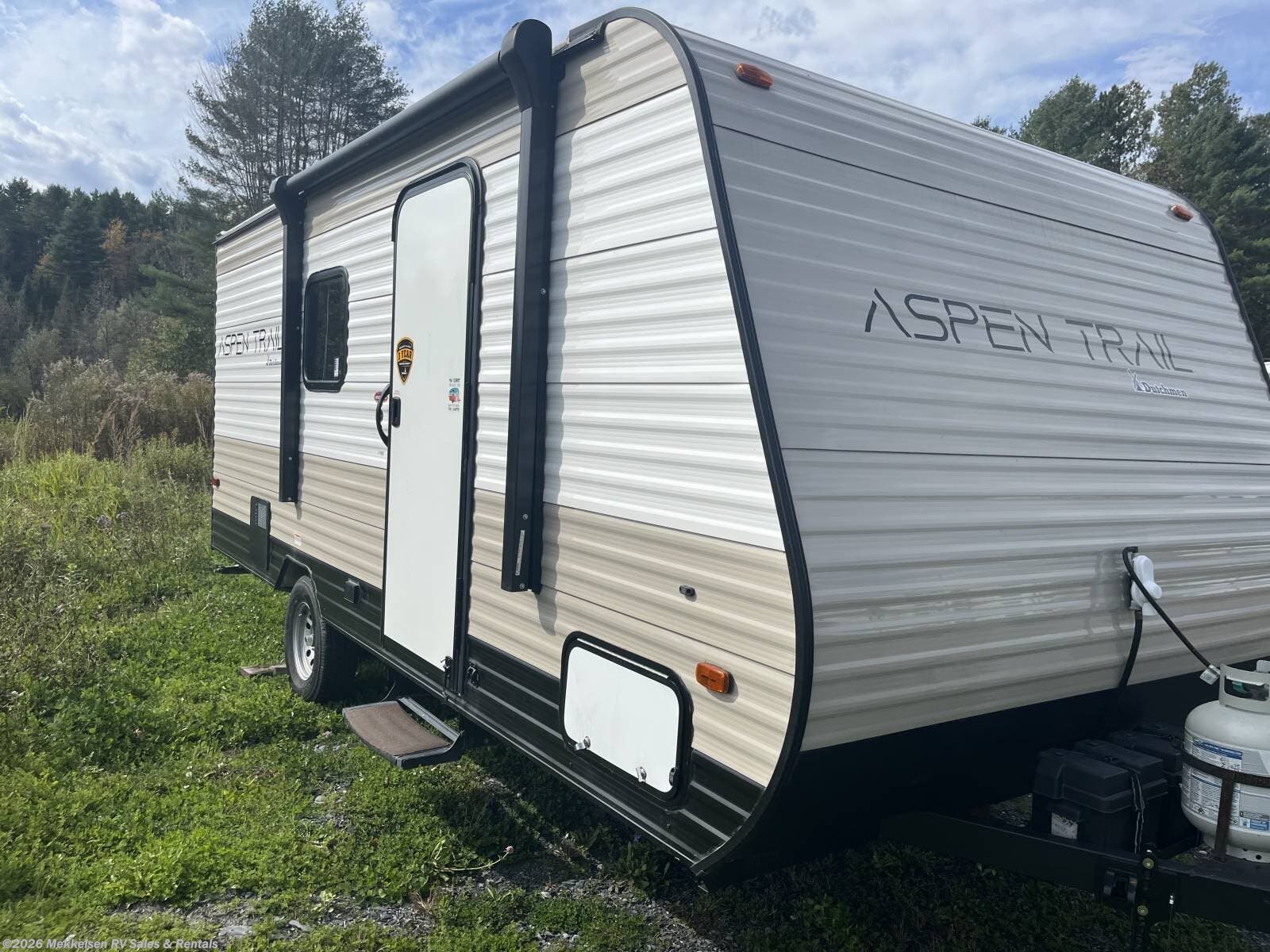 Used 2021 Dutchmen Aspen Trail 17BH available in East Montpelier, Vermont