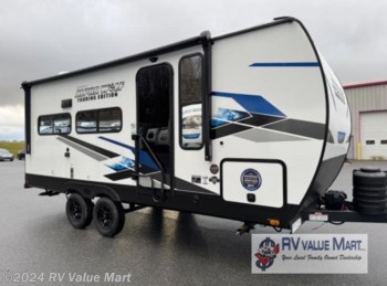 New 2024 Forest River Alpha Wolf Touring Edition 17MKE available in Willow Street, Pennsylvania