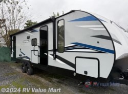 Used 2022 Forest River Cherokee Alpha Wolf 26DBH-L available in Willow Street, Pennsylvania