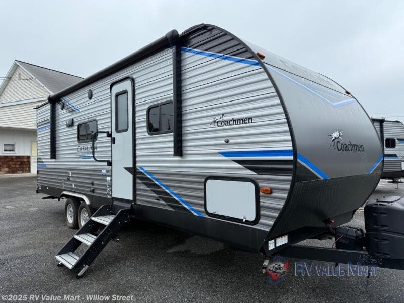 Used 2022 Coachmen Catalina Legacy 243RBS available in Willow Street, Pennsylvania