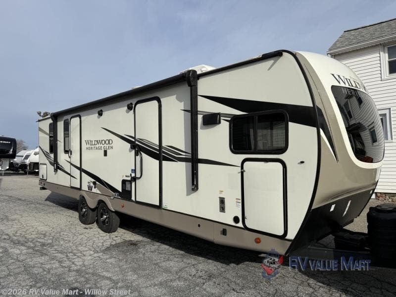 Used 2023 Forest River Wildwood Heritage Glen 270FKS available in Willow Street, Pennsylvania