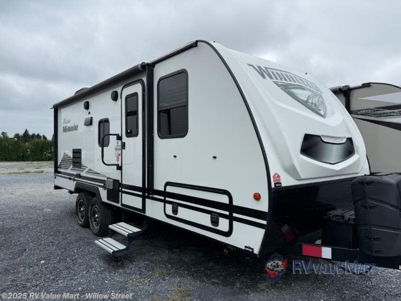 Used 2020 Winnebago Micro Minnie 2306BHS available in Willow Street, Pennsylvania