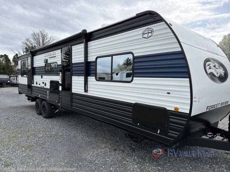 New 2026 Forest River Cherokee Grey Wolf 28RRT available in Willow Street, Pennsylvania