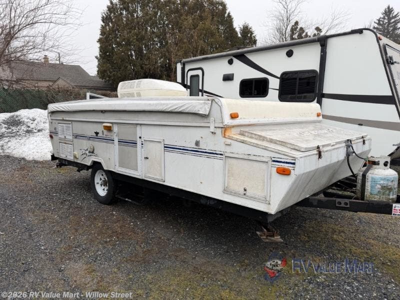 Used 2001 Starcraft  1707 Space Master available in Willow Street, Pennsylvania