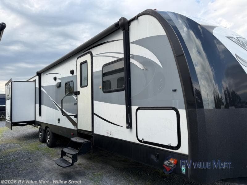 Used 2017 Forest River Vibe 323QBS available in Willow Street, Pennsylvania