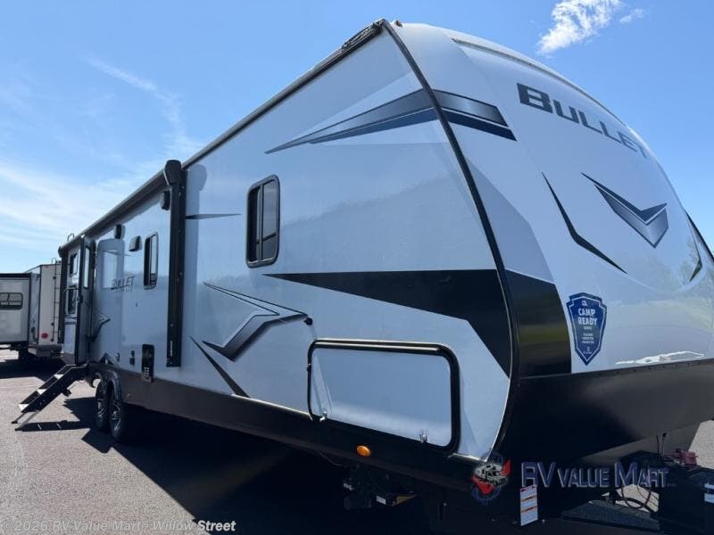 Used 2023 Keystone Bullet 331BHS available in Willow Street, Pennsylvania
