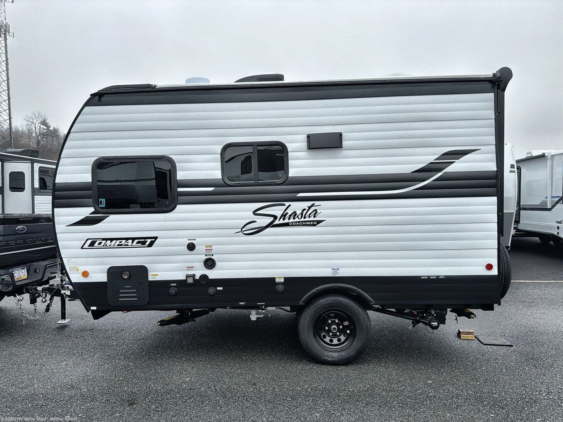 New 2026 Shasta Compact 16BH available in Willow Street, Pennsylvania