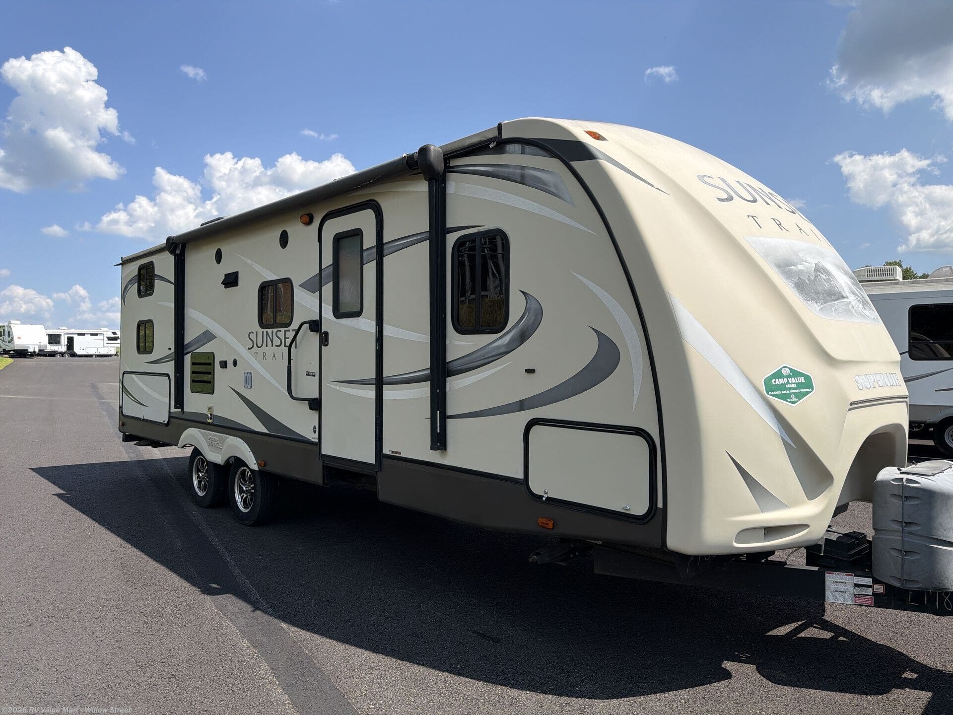 Used 2016 CrossRoads Sunset Trail 27BH available in Willow Street, Pennsylvania