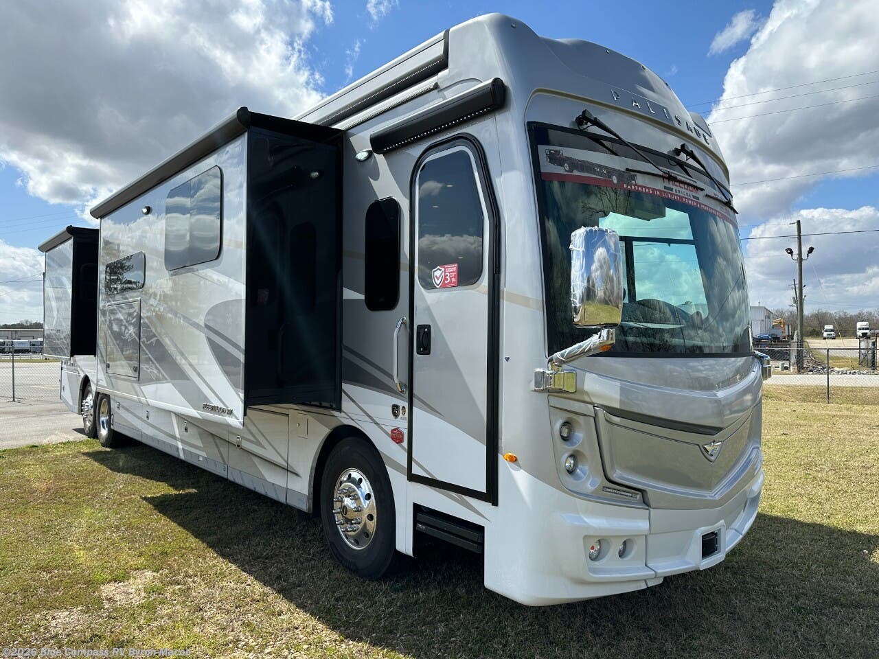 New 2025 Fleetwood Palisade 45DS available in Byron, Georgia