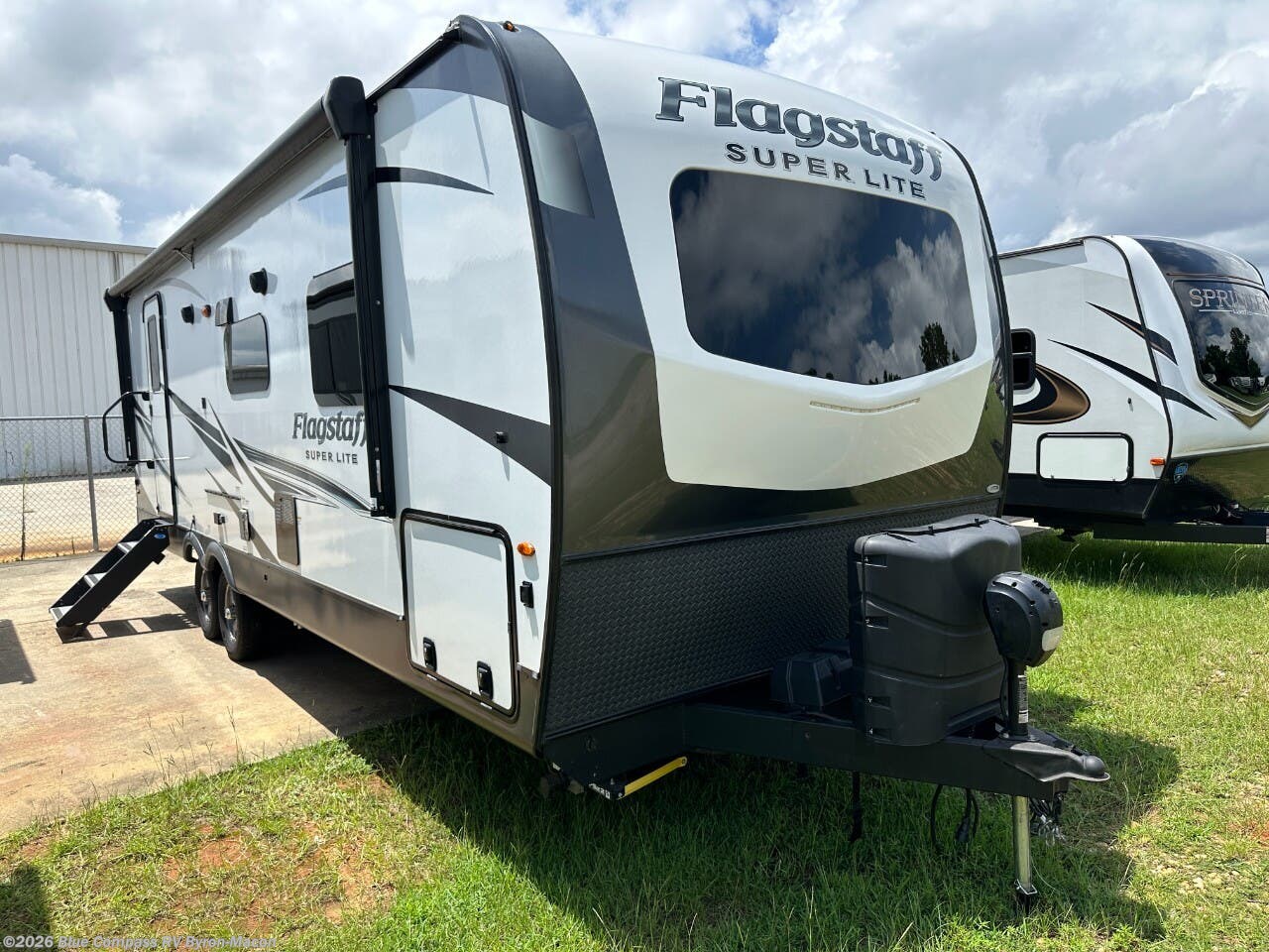 Used 2022 Forest River Flagstaff Super Lite 26rbws available in Byron, Georgia