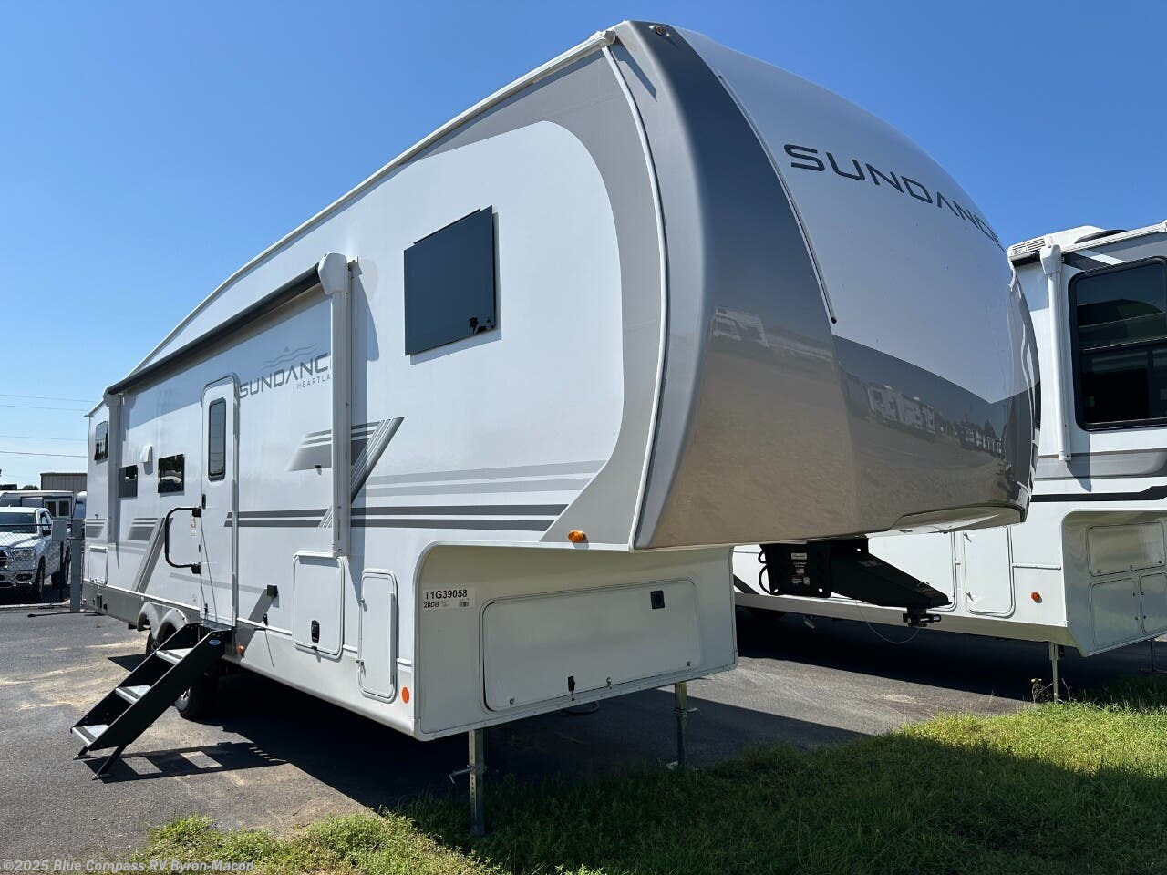 New 2026 Heartland Sundance XLT 28DB available in Byron, Georgia