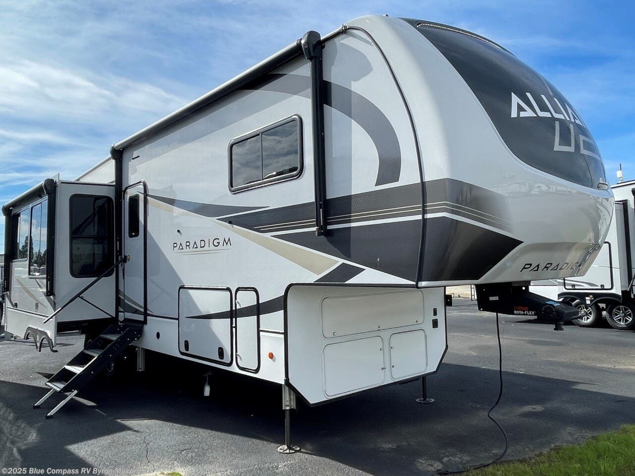 Used 2024 Alliance RV Paradigm 310RL available in Byron, Georgia