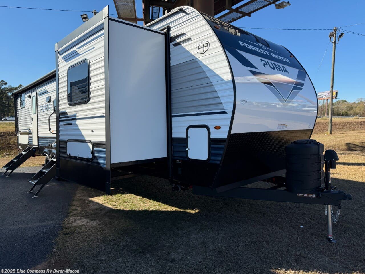 New 2026 Palomino Puma 32BHQS available in Byron, Georgia