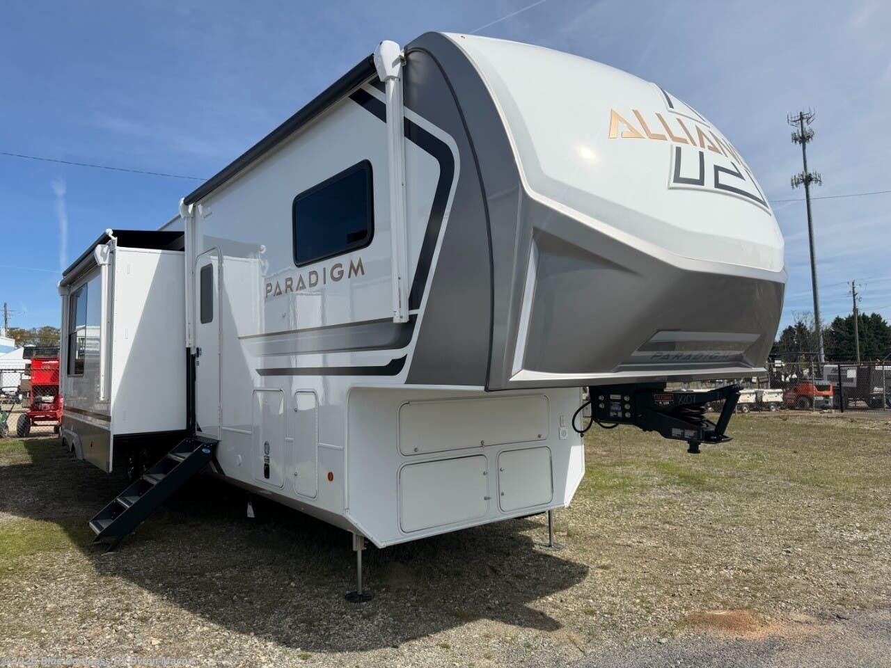 New 2026 Alliance RV Paradigm 395DS available in Byron, Georgia