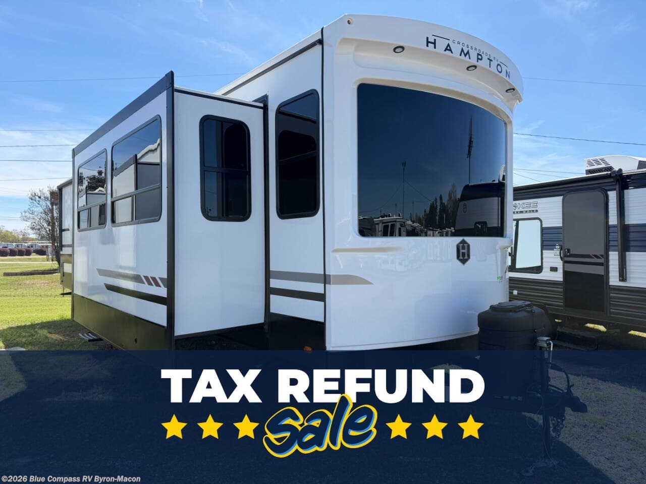 New 2026 CrossRoads Hampton 372FDB available in Byron, Georgia