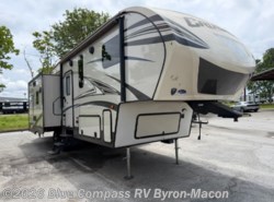 Used 2017 Prime Time Crusader 297RSK available in Byron, Georgia
