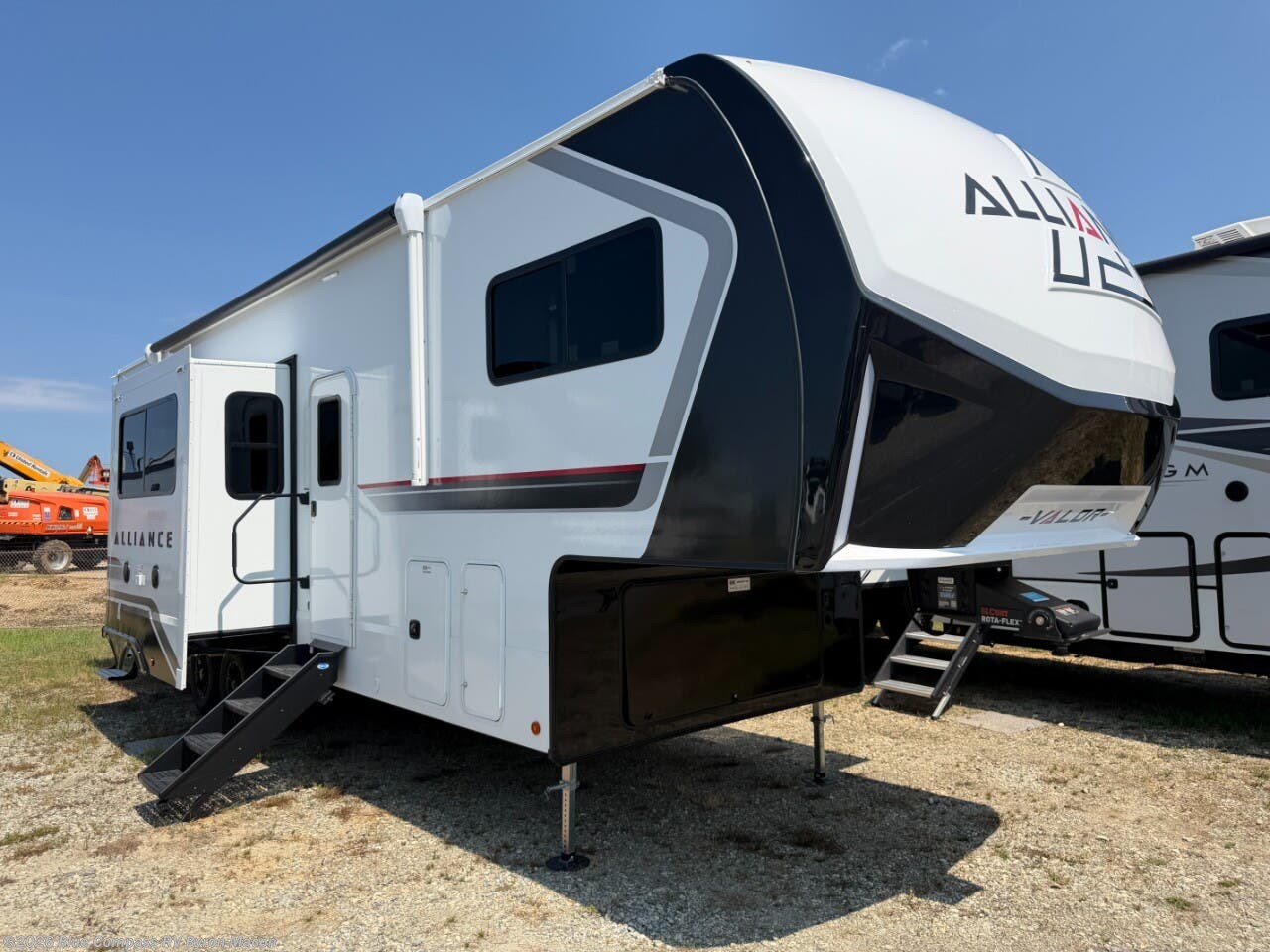 New 2027 Alliance RV Valor All-Access 32A10 available in Byron, Georgia