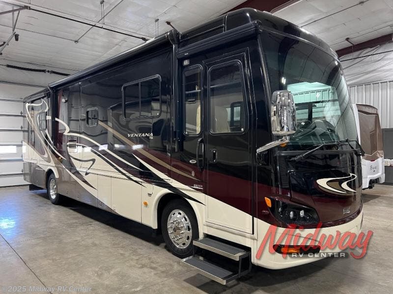 Used 2014 Newmar Ventana 3634 available in Grand Rapids, Michigan
