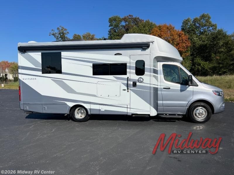Used 2026  Tiffin Wayfarer 25 XPW by Tiffin from Midway RV Center in Grand Rapids, MI