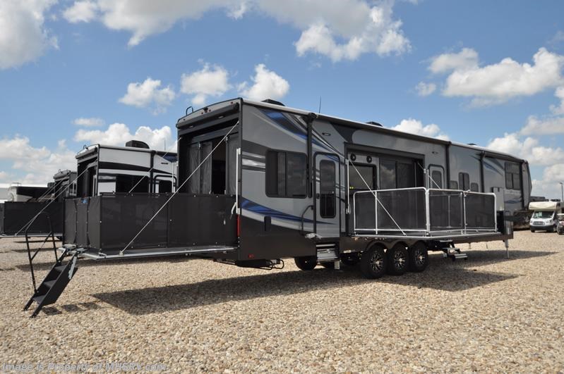 New 2017 Heartland  Road Warrior RW427 Bath & 1/2, Bunk Beds, Res Fridge, King Bed available in Alvarado, Texas