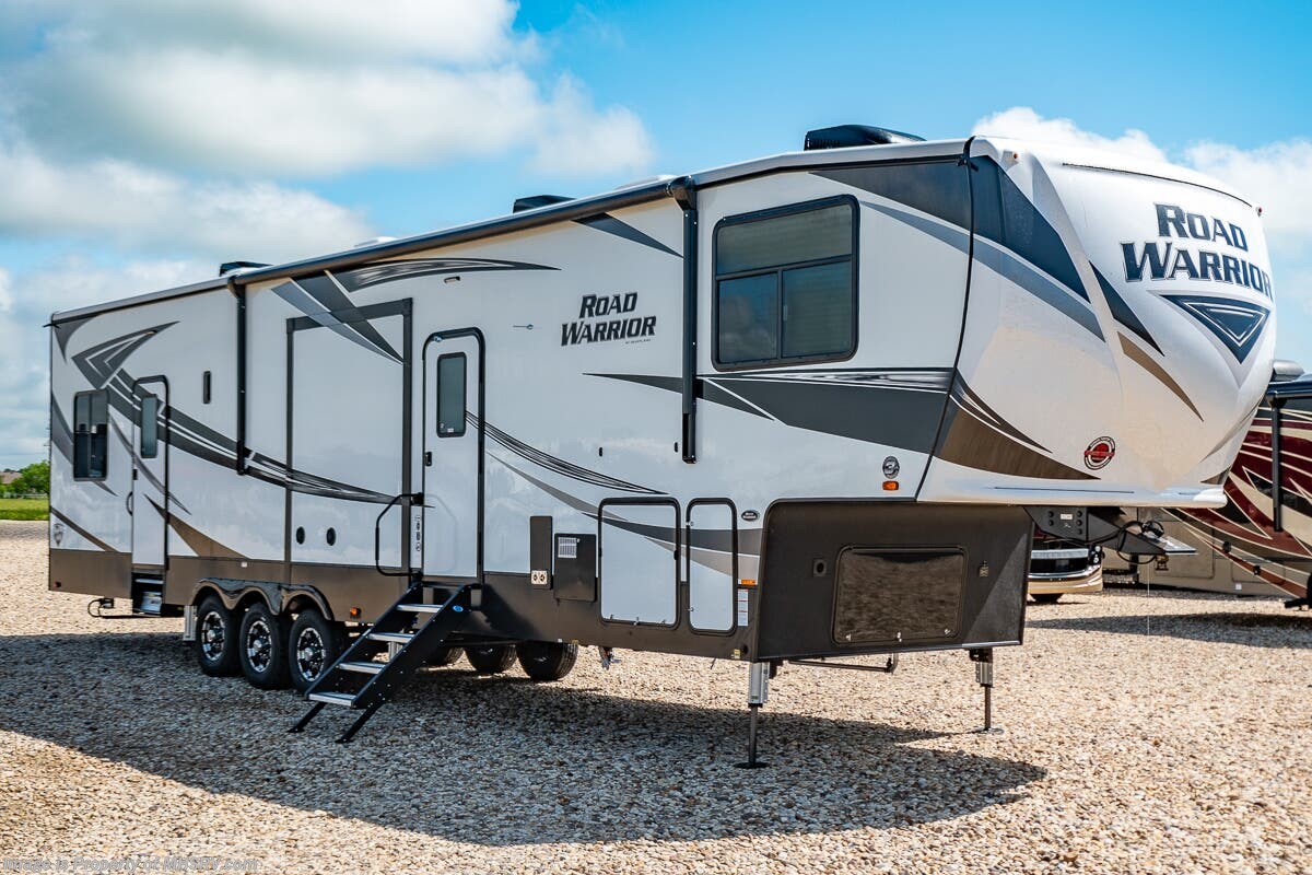 New 2020 Heartland  Road Warrior 413RW available in Alvarado, Texas